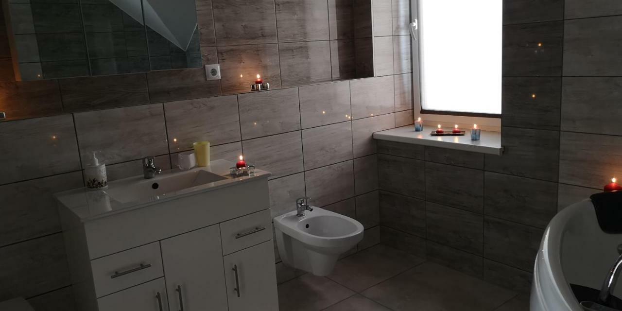 Apartamentai Su Dziakuzi ไคลเพดา ภายนอก รูปภาพ